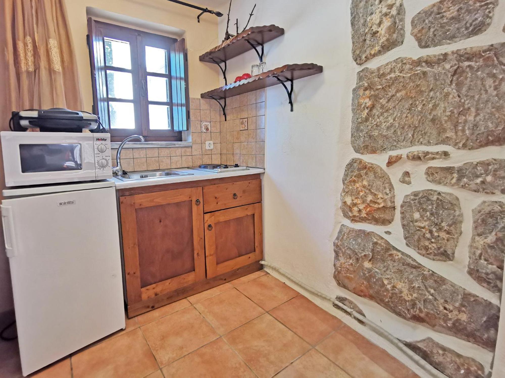 Guesthouse Toxotis Pyrgos Dirou Exterior photo